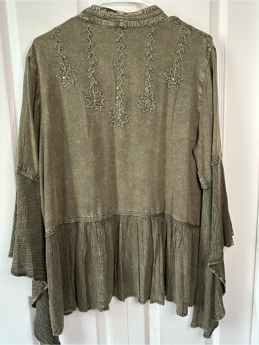 Special Today!! NWT Young Threads Embroidered Gravel Open-Front Kimono - Picture 3 of 7